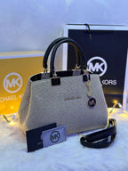 Michael Kors чанта