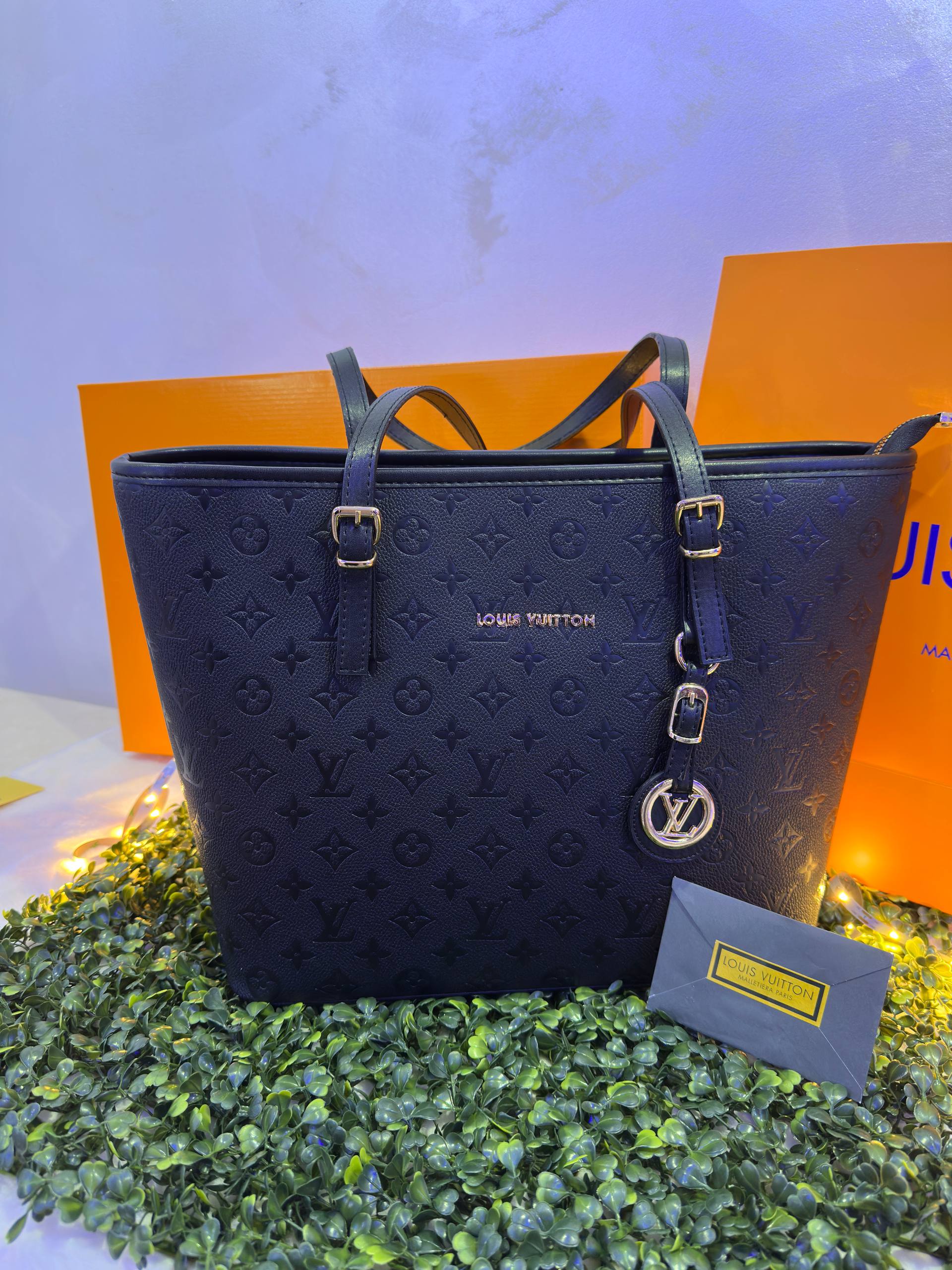 Louis Vuitton чанта