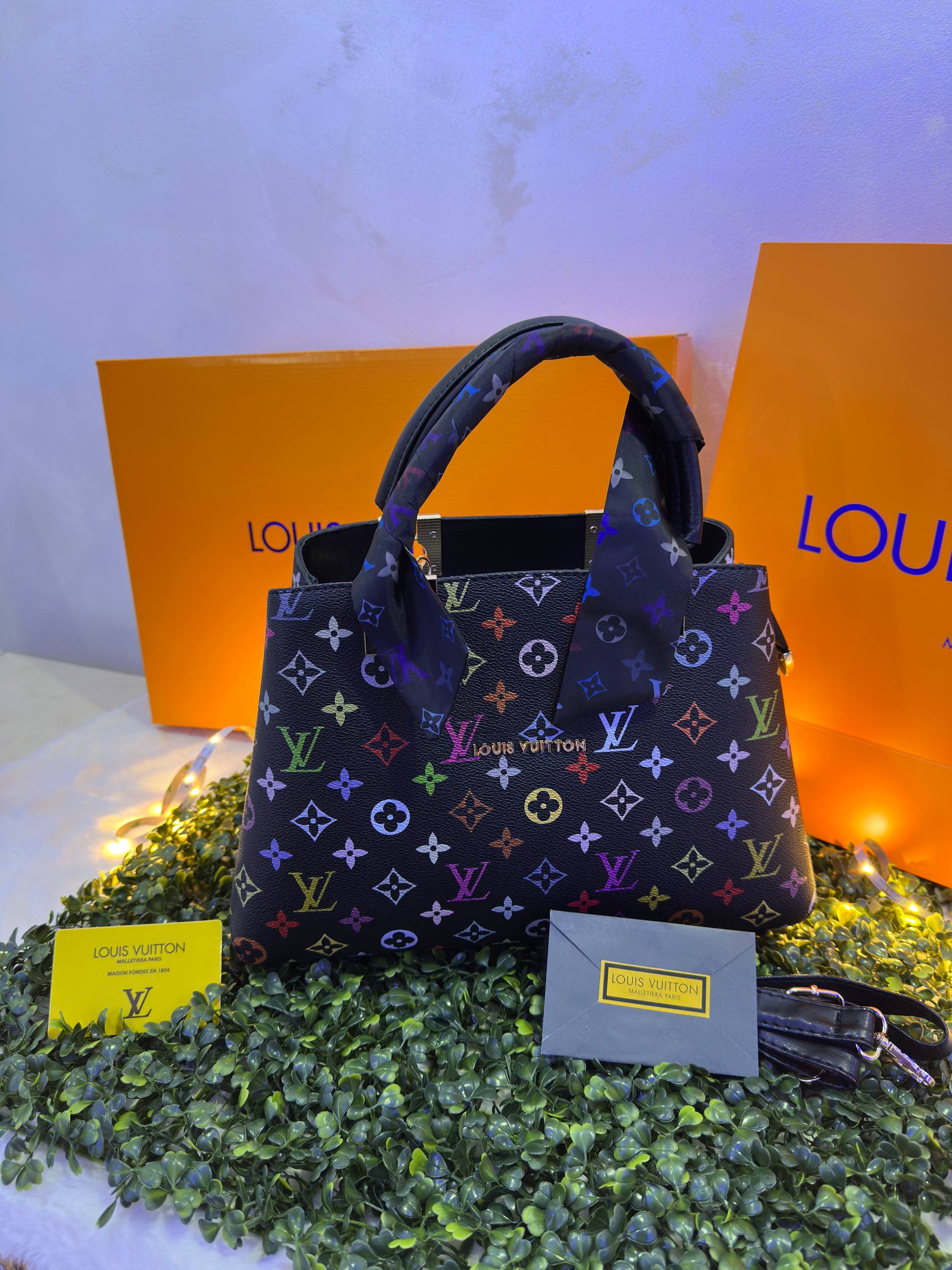 Louis Vuitton чанта