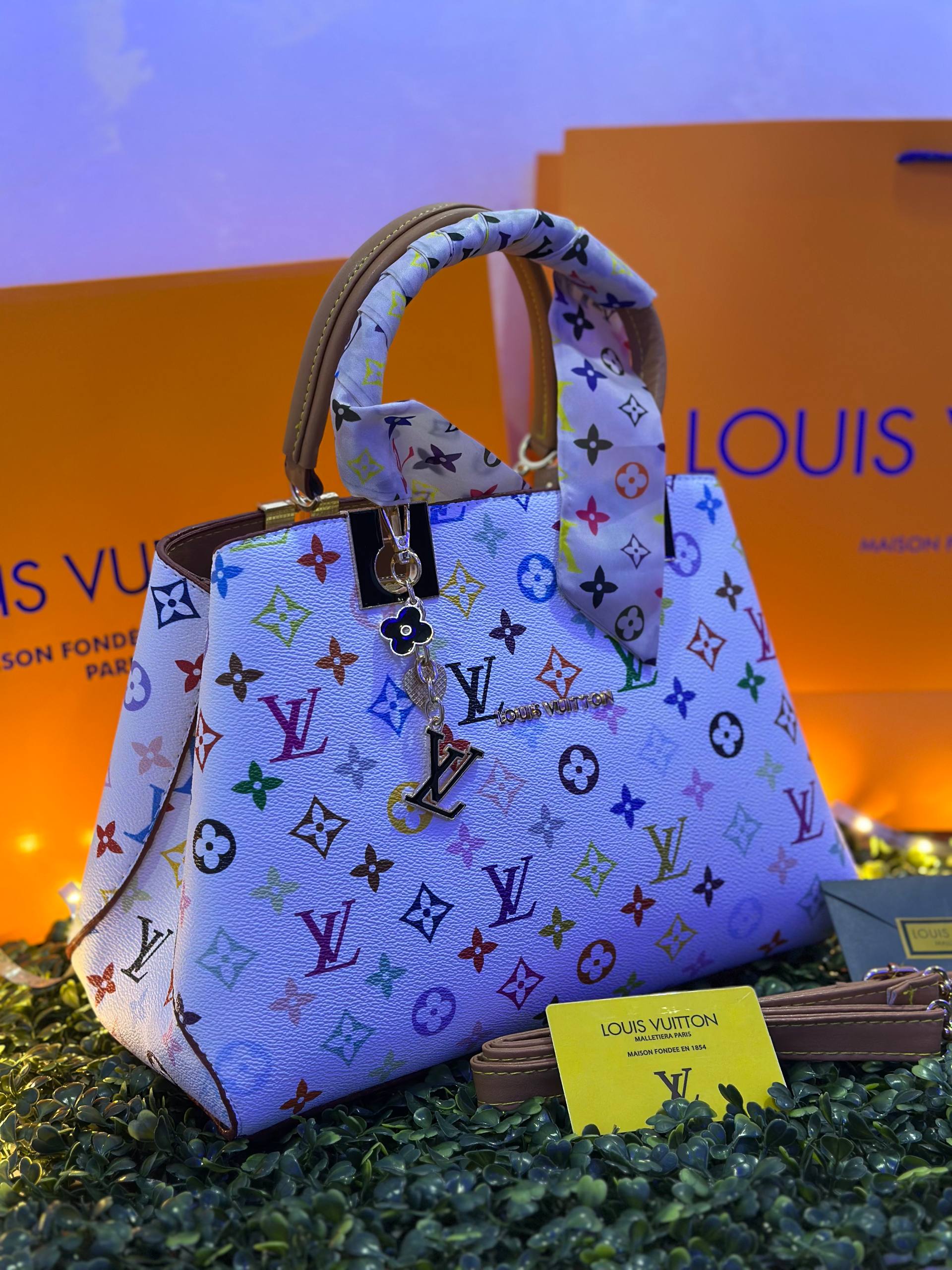 Louis Vuitton чанта